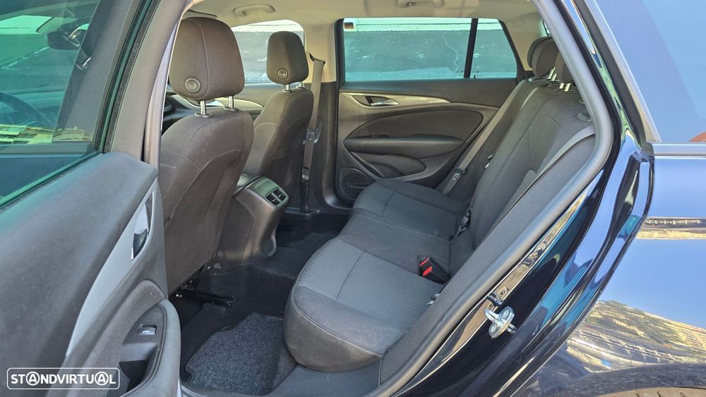 Opel Insignia Sports Tourer 1.6 CDTi Business Edition Auto. - 40