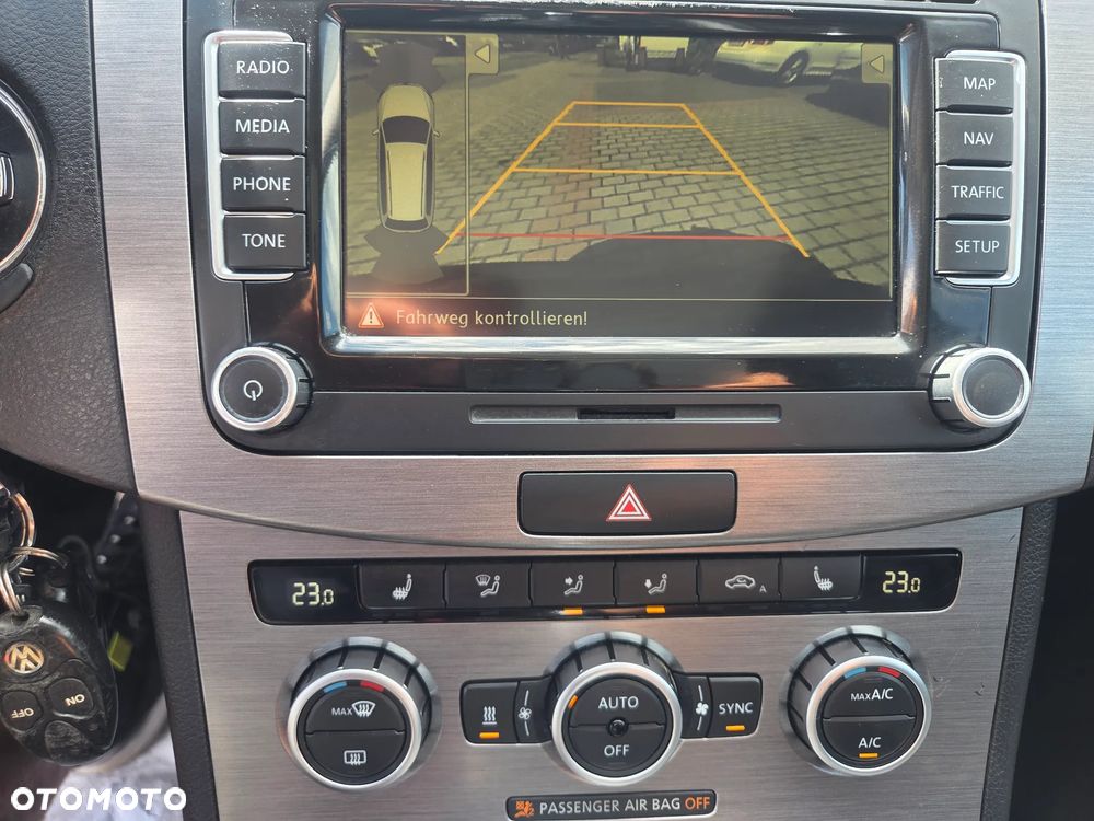 Volkswagen Passat 2.0 TDI DPF Highline DSG - 10