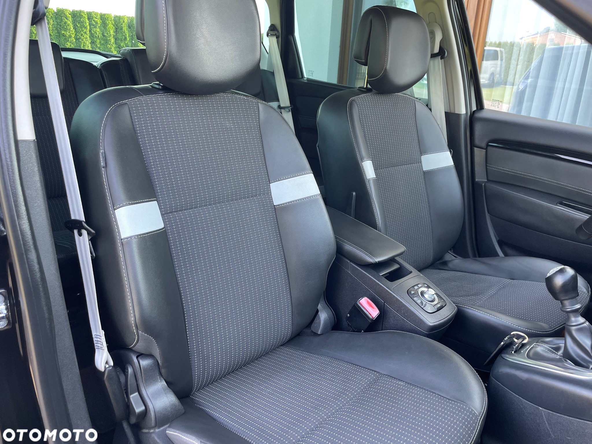 Renault Scenic dCi 110 Xmod Paris - 18