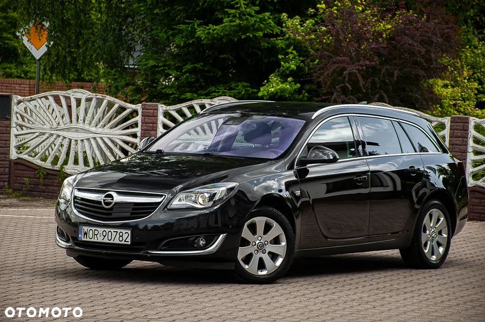 Opel Insignia 2.0 T Cosmo 4x4 EU6 - 26