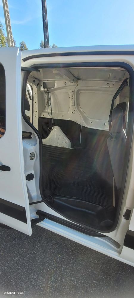 Peugeot Partner - 11