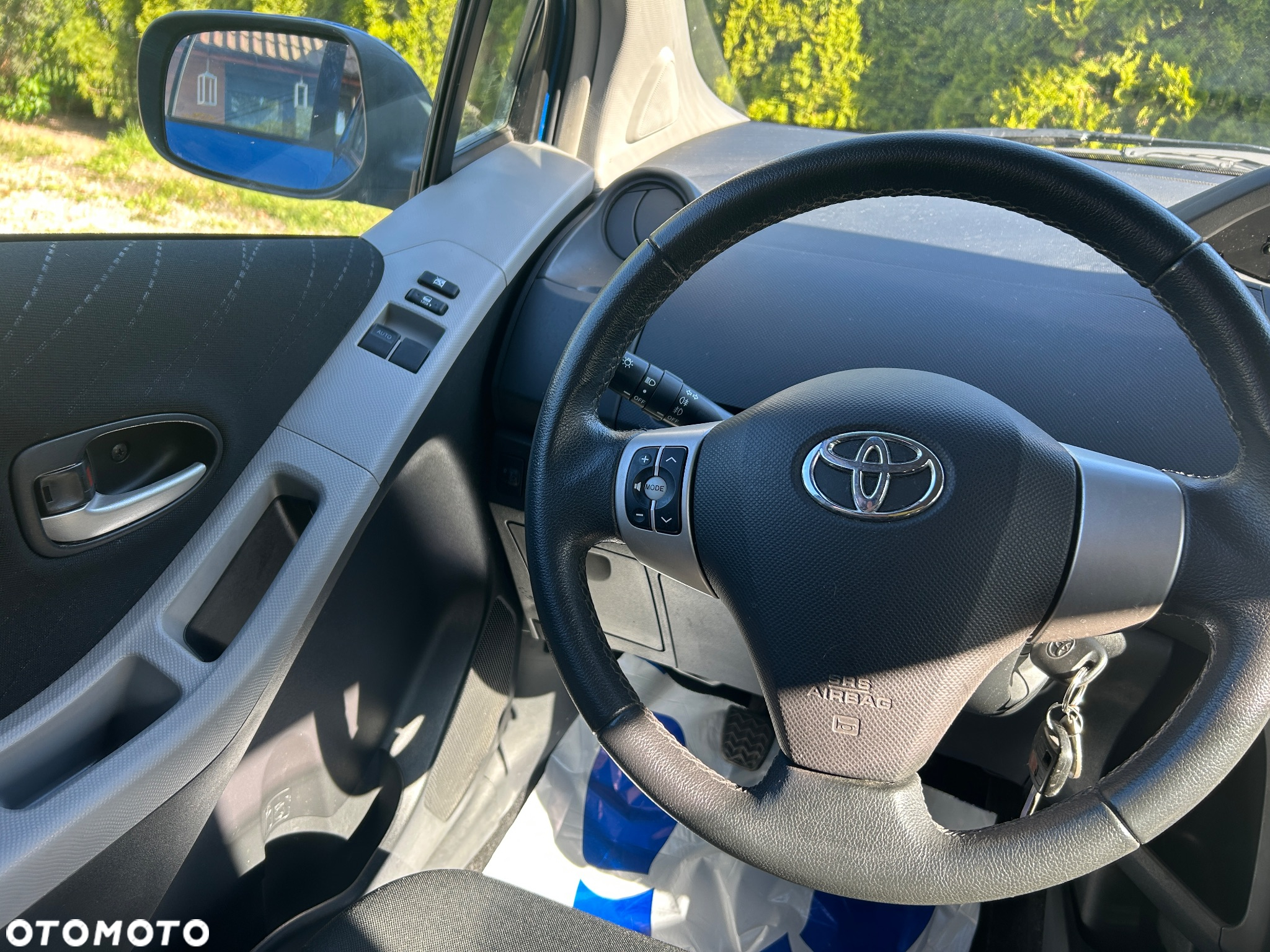 Toyota Yaris 1.3 VVT-i Luna - 11