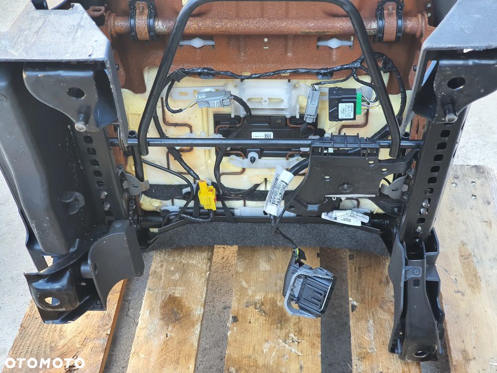 FOTEL PASAZERA  FORD KUGA II MK2 LIFT   VIGNALE EUROPA - 17