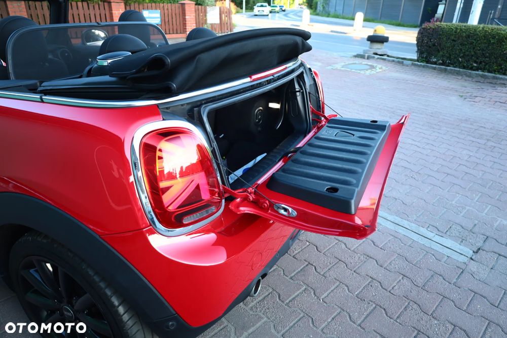 MINI Cooper Sidewalk - 30