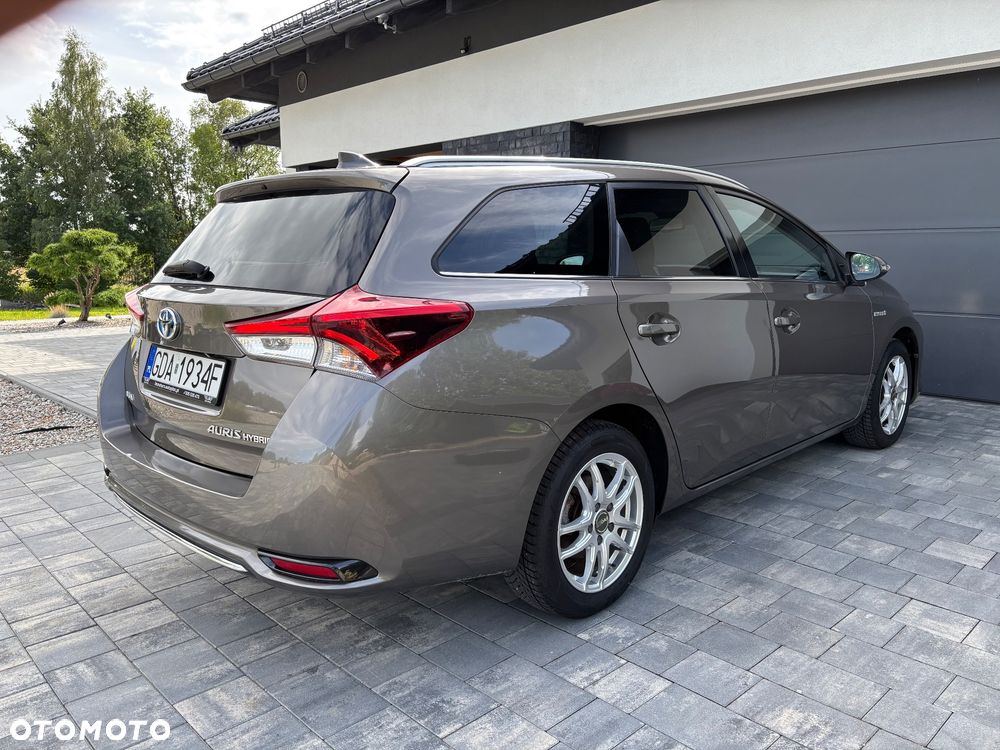 Toyota Auris 1.8 Travel - 3
