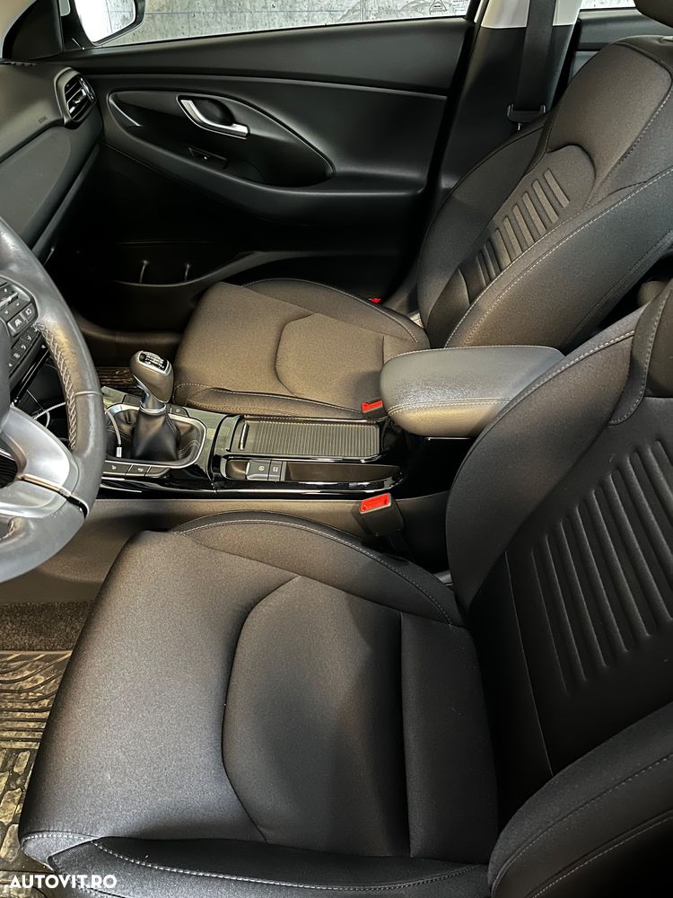 Hyundai i30 1.5 96CP M/T Highway - 3