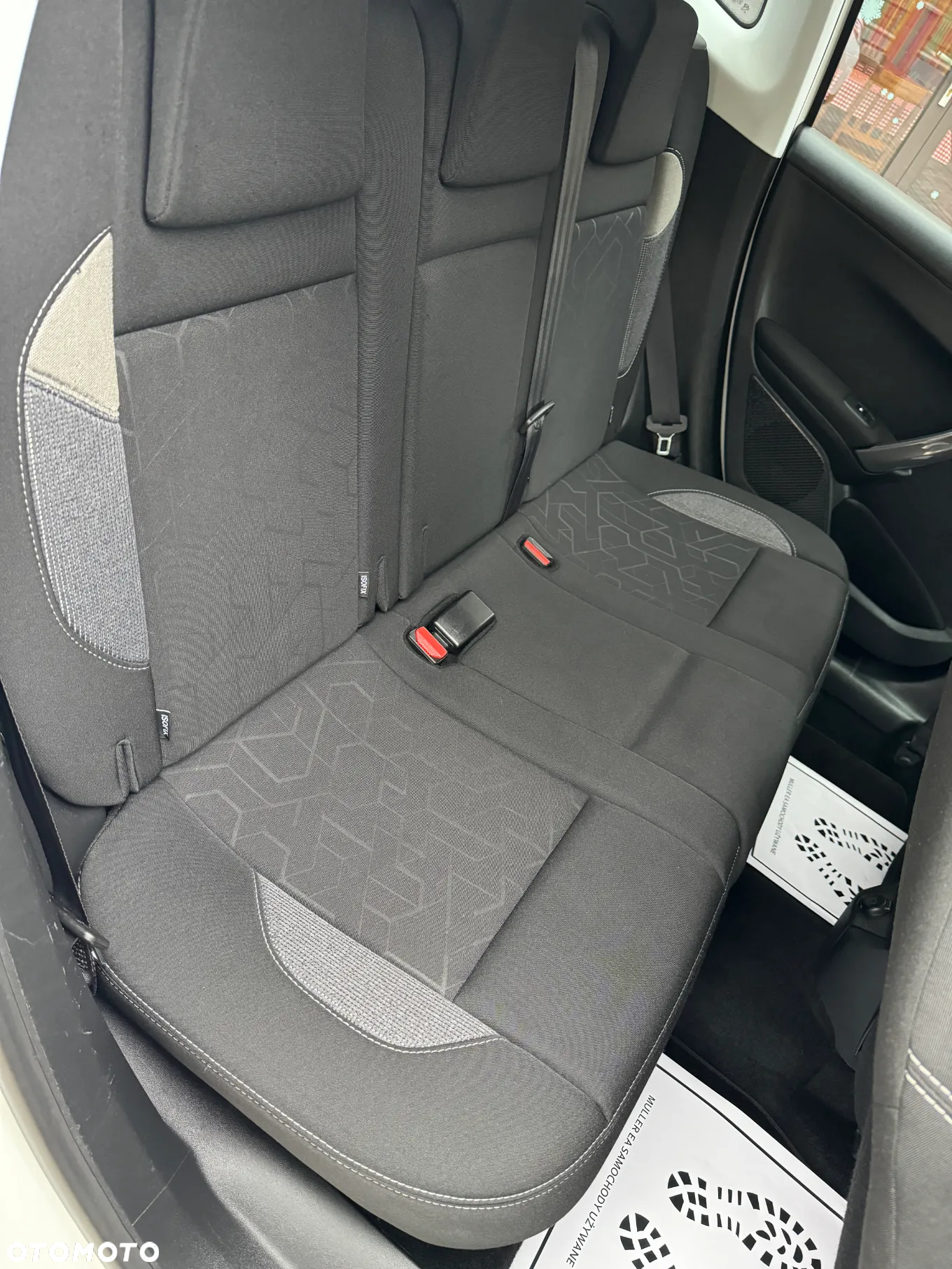 Peugeot 2008 1.6 BlueHDi Style - 30