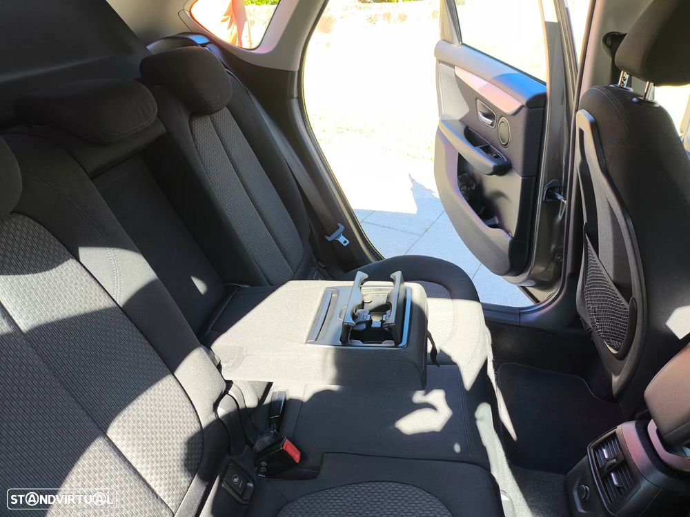 BMW 216 Active Tourer - 8