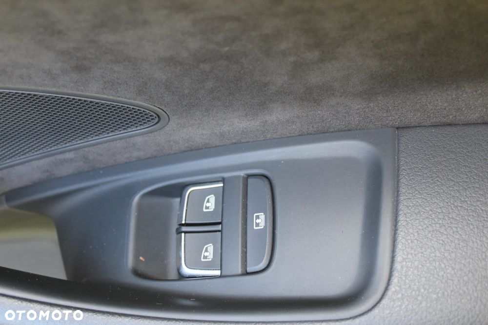 Audi A8 3.0 TDI ultra DPF quattro tiptronic - 25