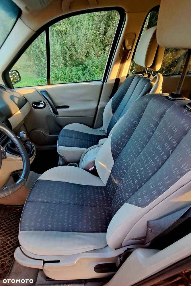 Renault Grand Scenic Gr 2.0 16V Emotion - 7