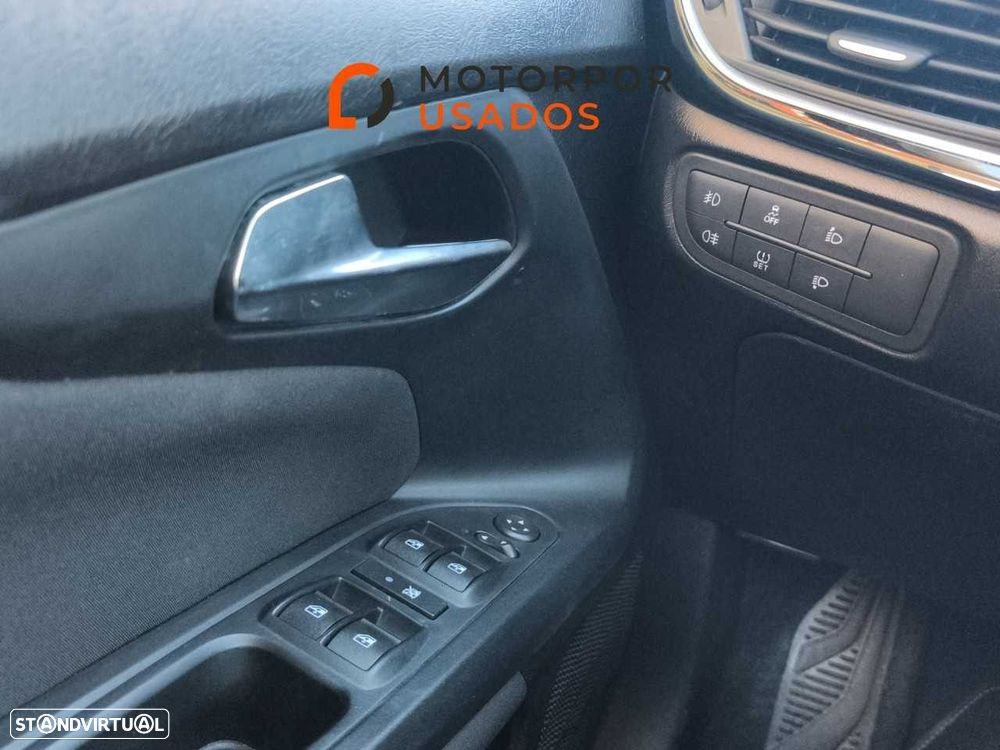 Fiat Tipo Cross 1.3 Multijet City - 18