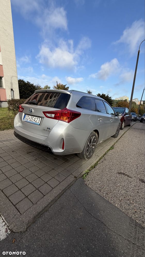 Toyota Auris 2014 photo 4