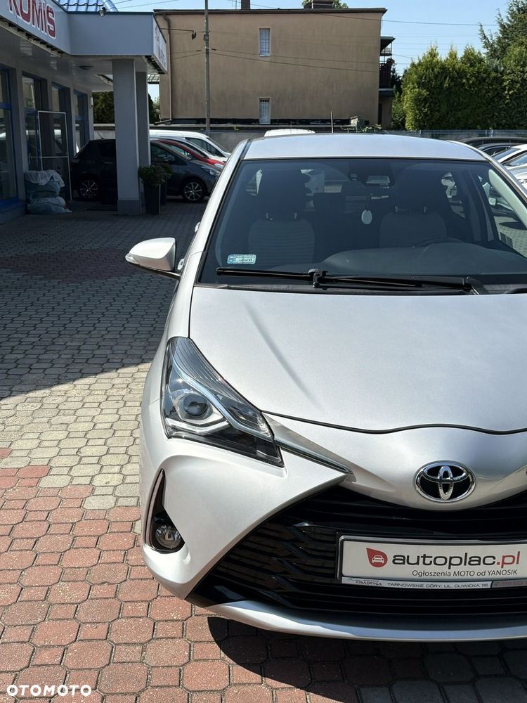 Toyota Yaris - 11