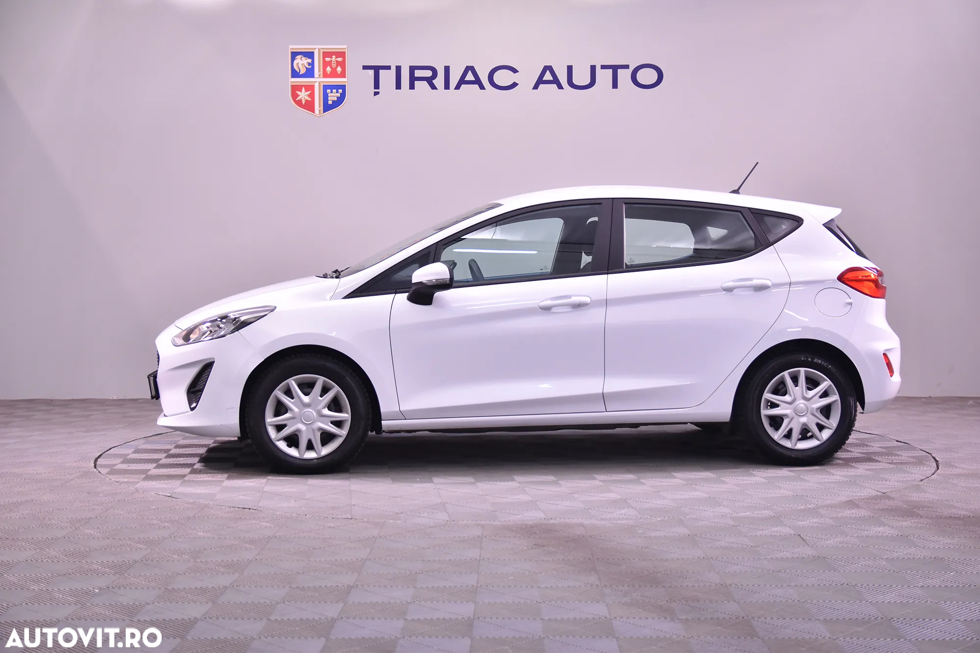 Ford Fiesta - 2