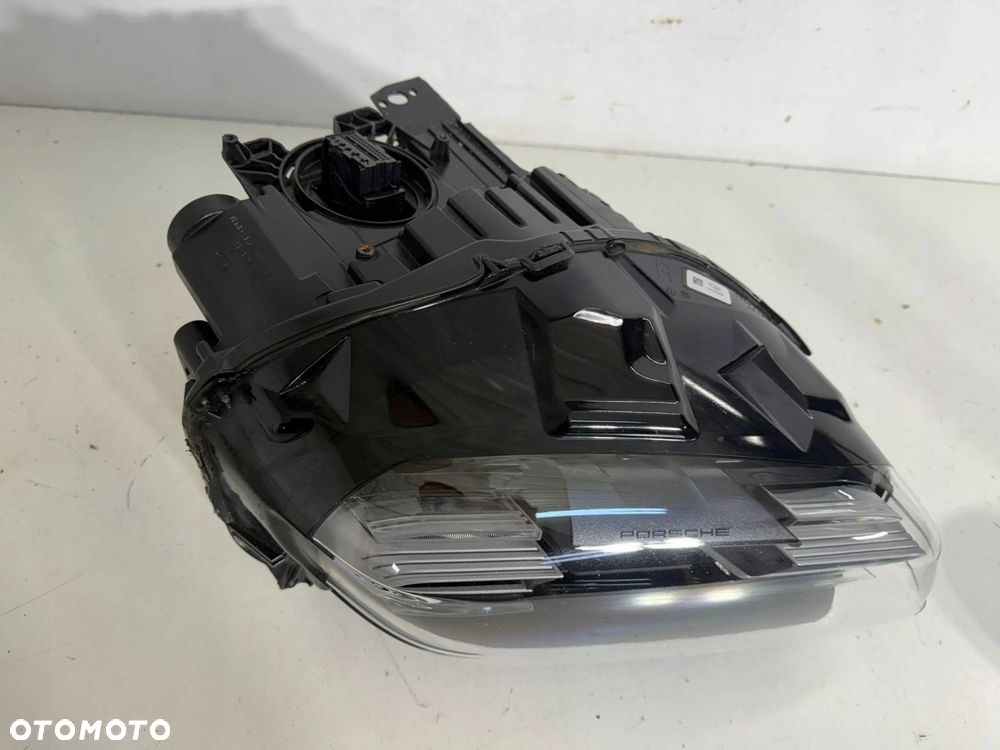 lampa prawy przód prawa przednia porsche taycan 9j1 19- full led eu - 9