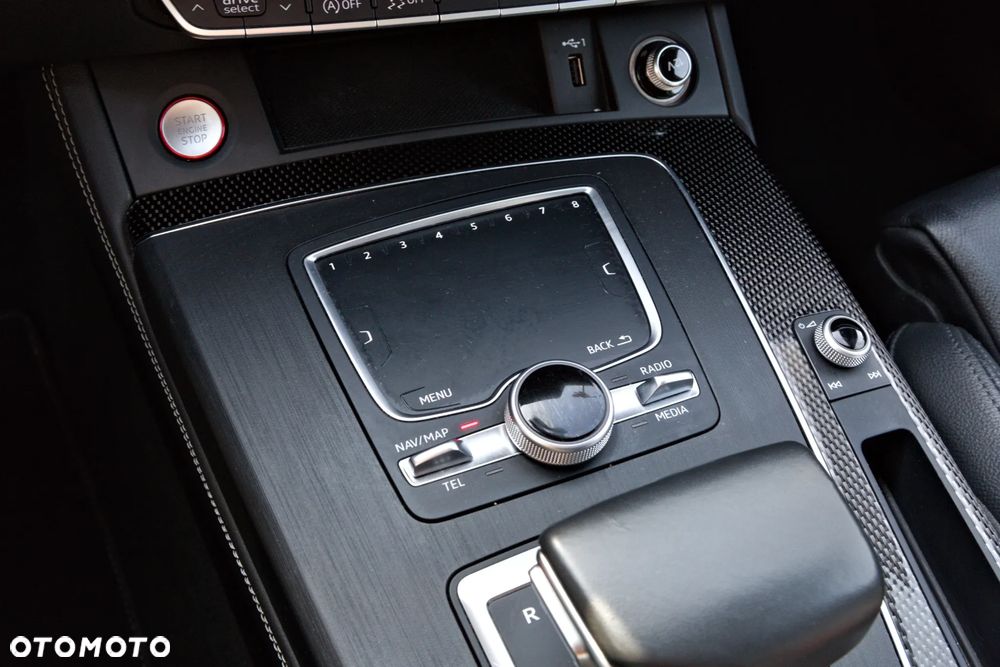 Audi SQ5 - 24