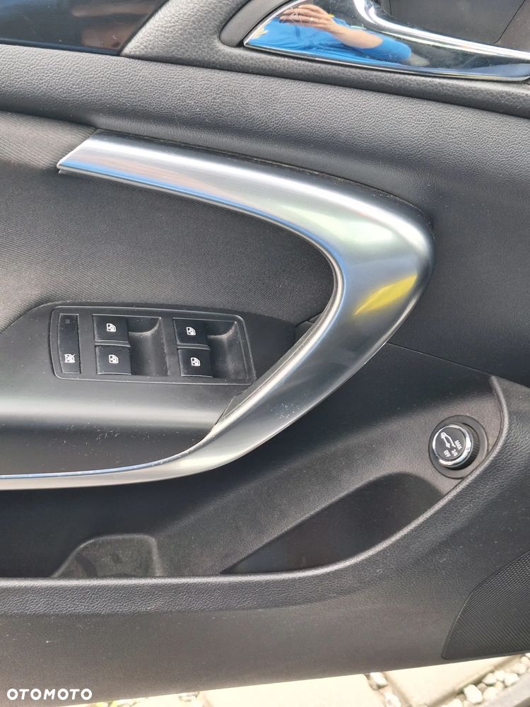 Opel Insignia 2.0 CDTI - 10