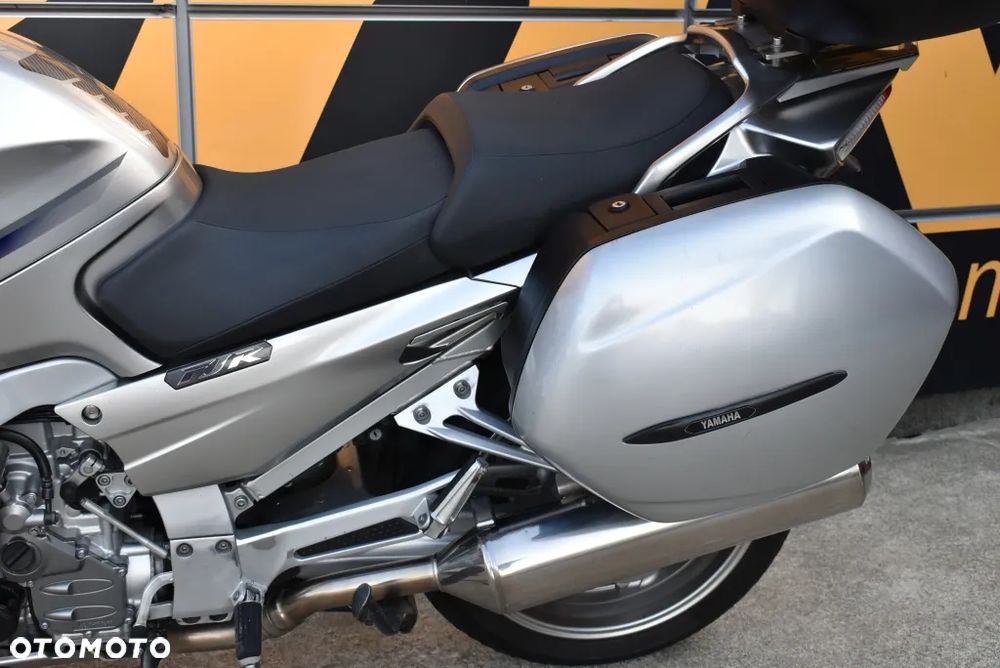 Yamaha FJR - 11