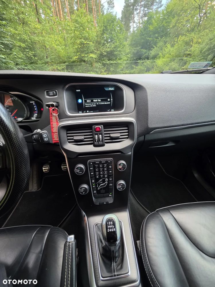 Volvo V40 D3 RDesign - 15