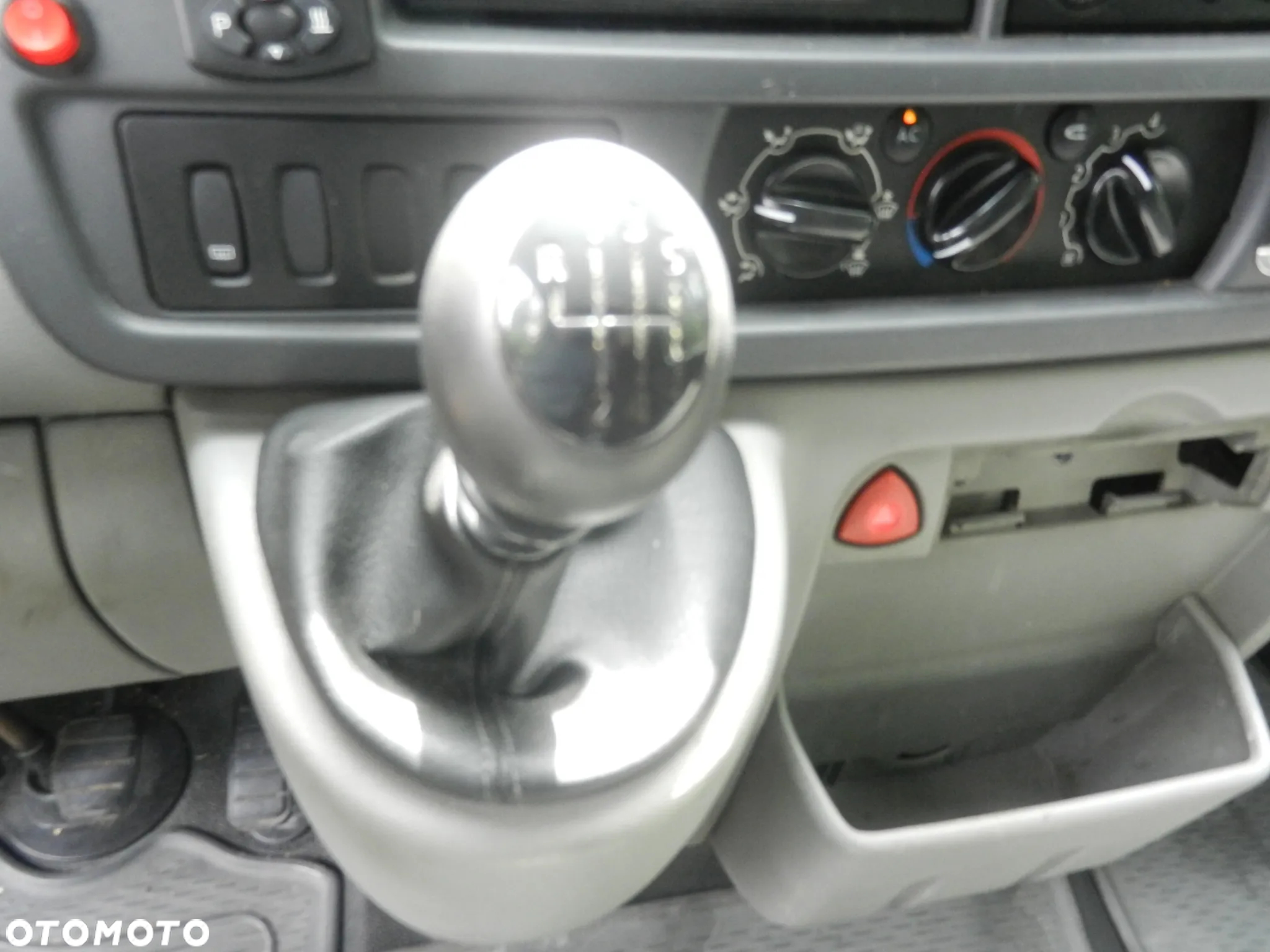 Renault Master - 18