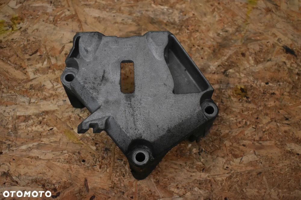 WSPORNIK ŁAPA SILNIKA OPEL CORSA D 1.4 16V - 3