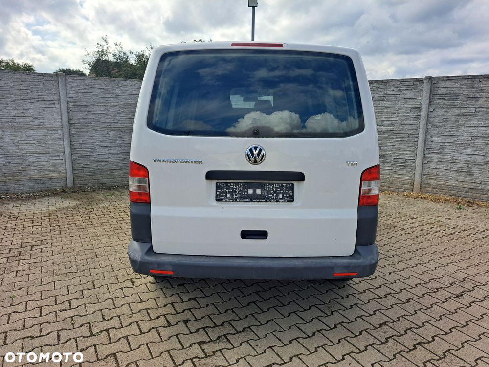 Volkswagen Transporter - 22