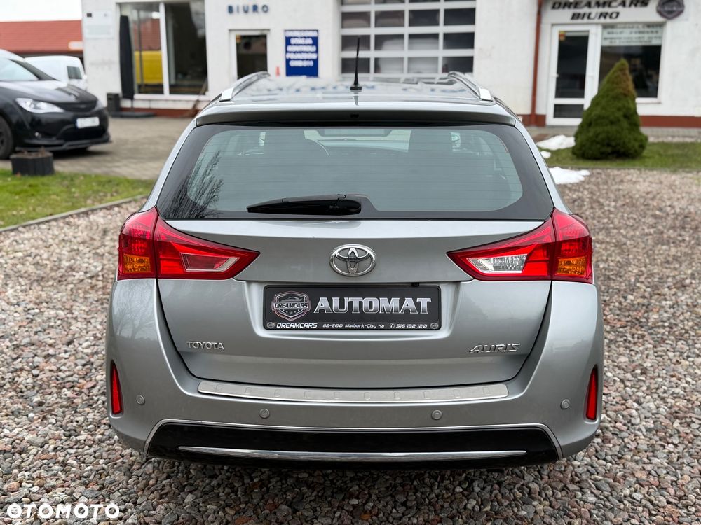 Toyota Auris - 14