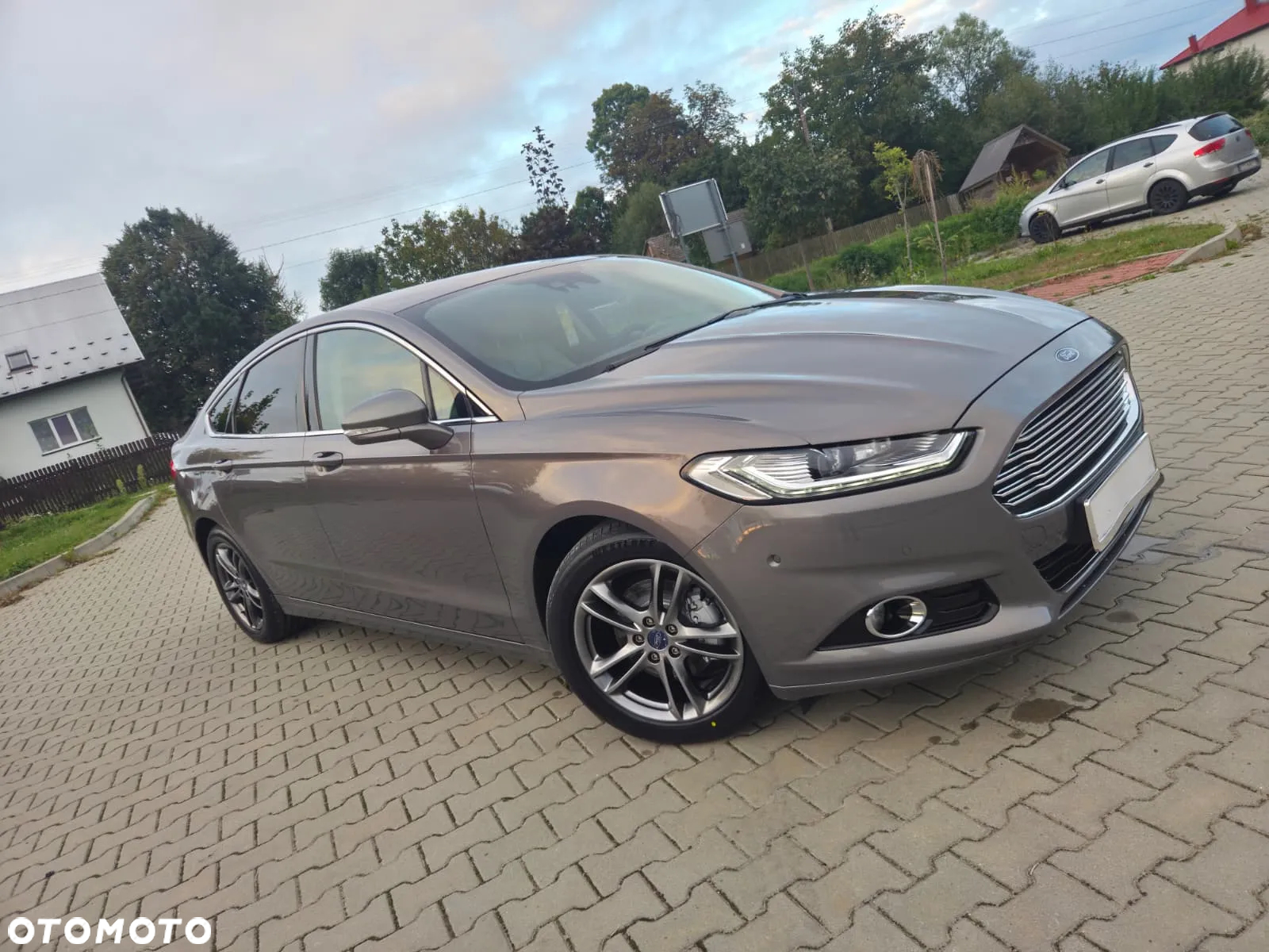Ford Mondeo 2.0 EcoBoost Titanium - 2