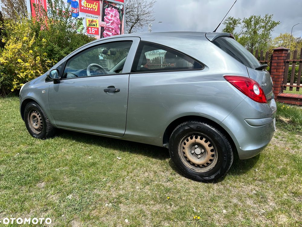 Opel Corsa 1.0 12V Essentia - 11