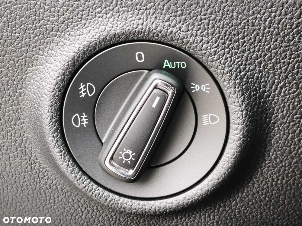 Skoda Superb 1.5 TSI ACT Style DSG - 22