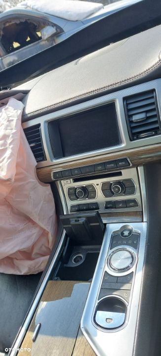 JAGUAR xf 2,2 200km pompa wspomagania - 8