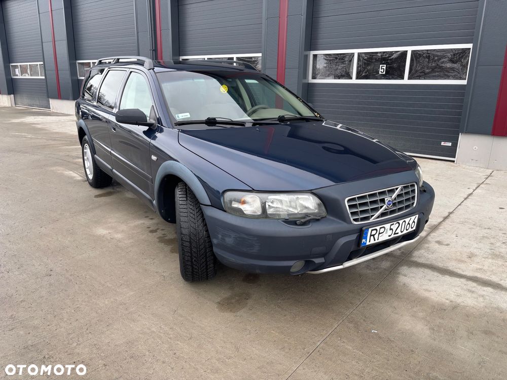 Volvo XC 70 AWD Momentum - 4