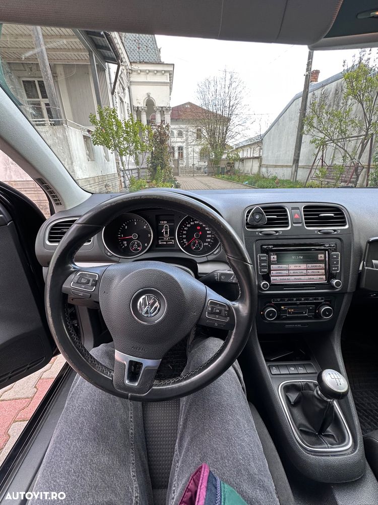 Volkswagen Golf 1.6 TDI DPF Team - 8