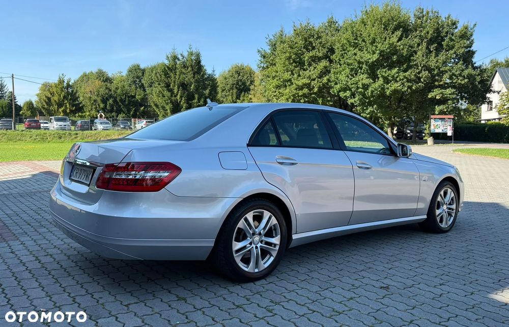 Mercedes-Benz Klasa E 220 BlueTEC 7G-TRONIC Elegance - 7