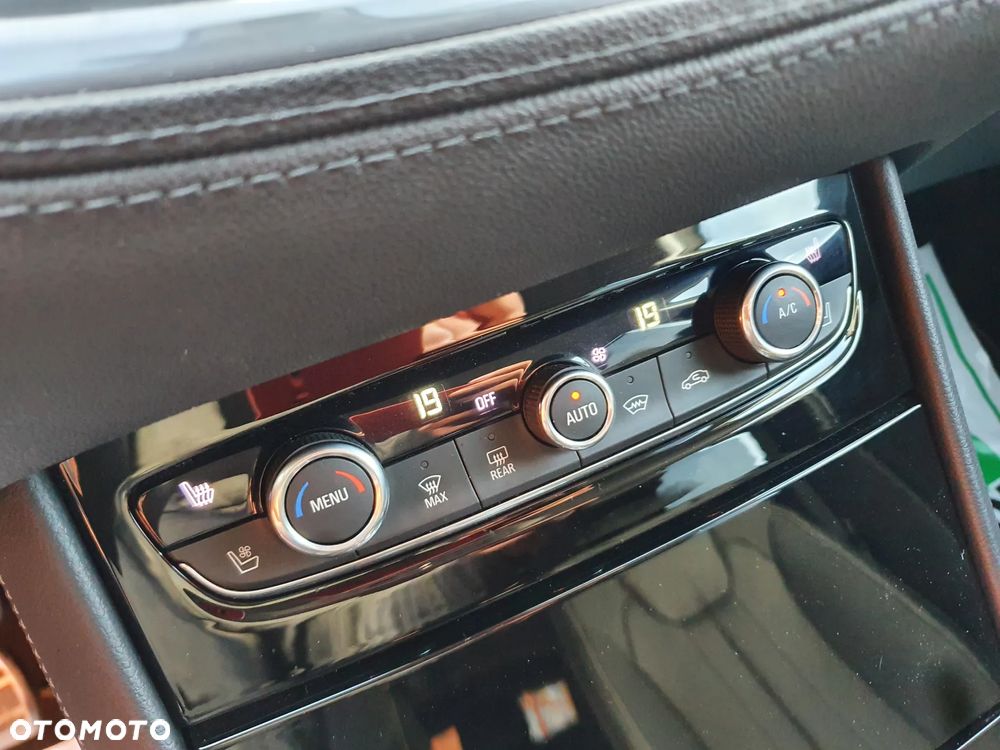 Opel Grandland X 1.6 T PHEV 4x4 Ultimate - 16