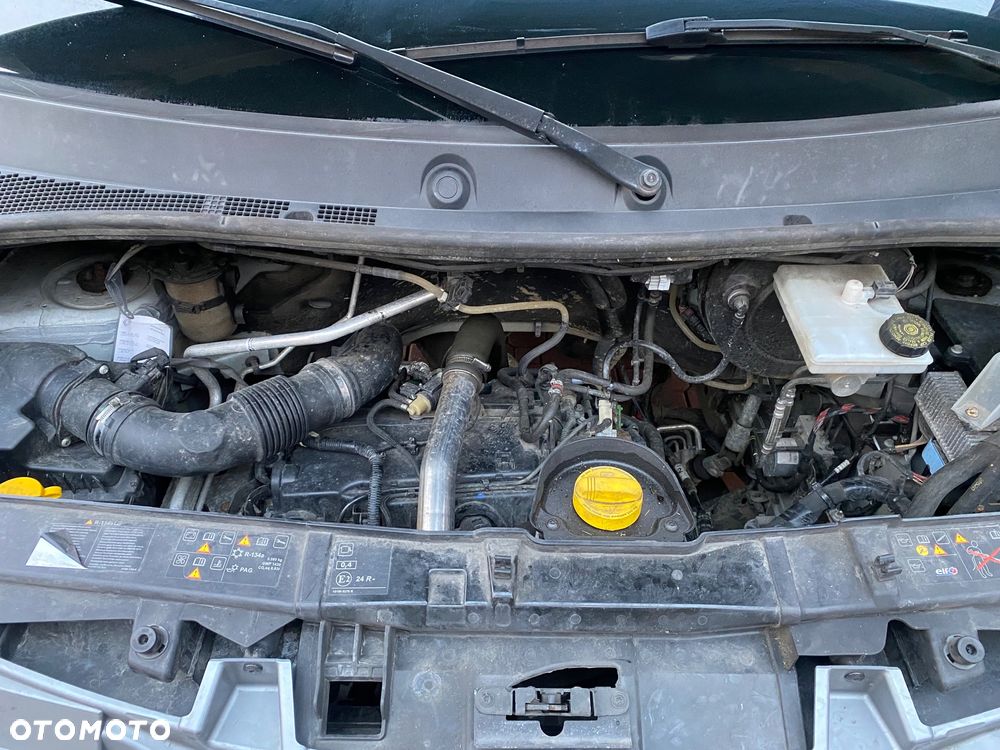 Renault Master L2 H2 warsztat mobilny zasilanie 230V - 22