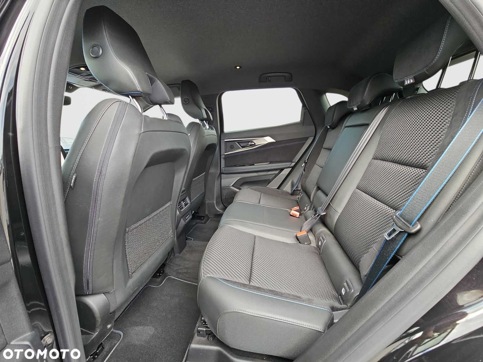 Renault Austral 1.2 E-Tech Full Hybrid 200 Iconic esprit Alpine MMT - 23