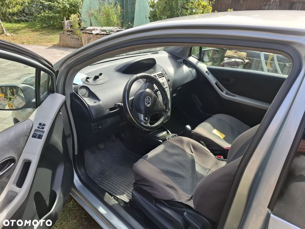 Toyota Yaris 1.4 D-4D - 2