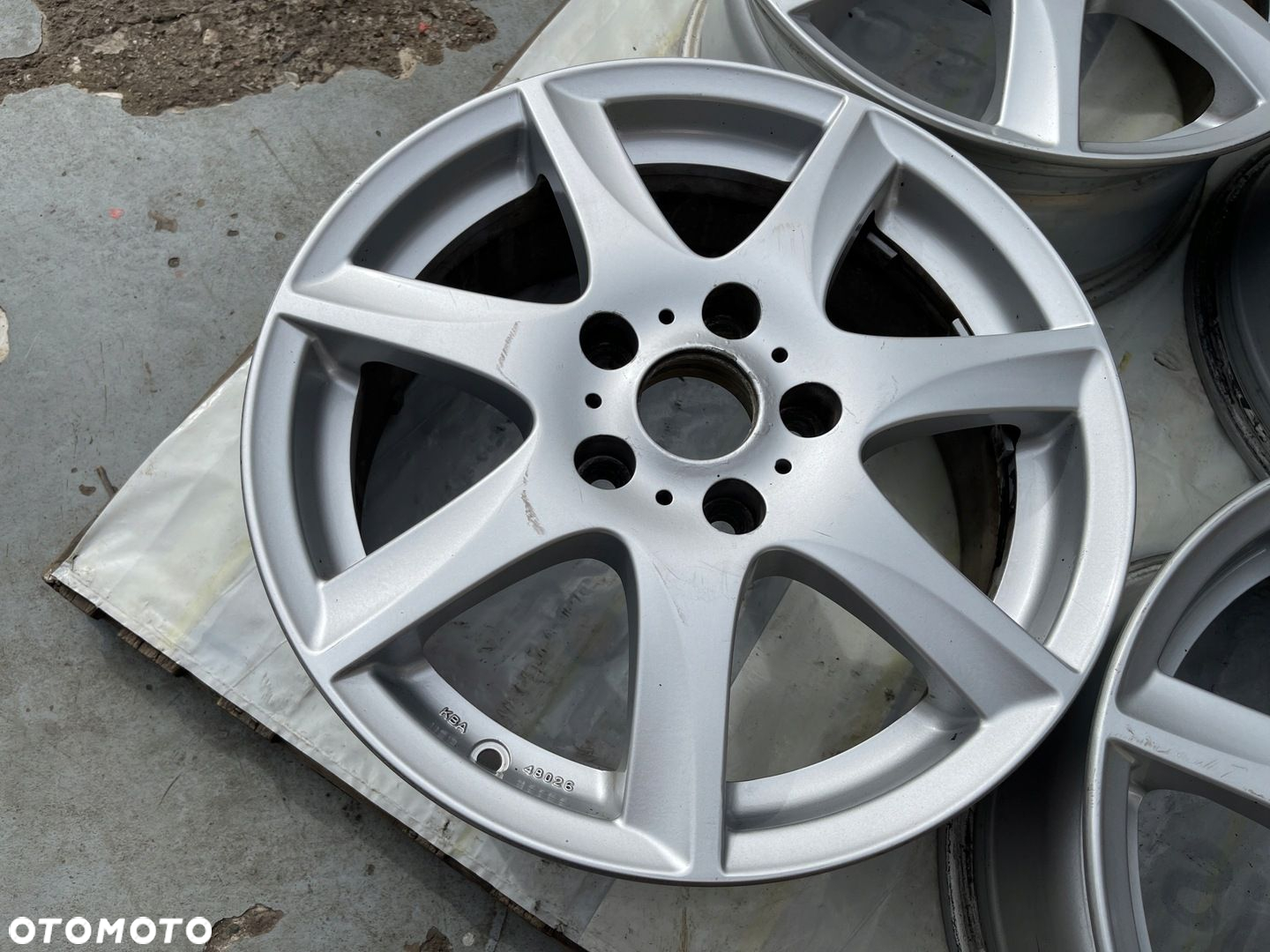 Felgi Mercedes Audi Skoda 5x112 16" 6,5J ET50 265 - 7