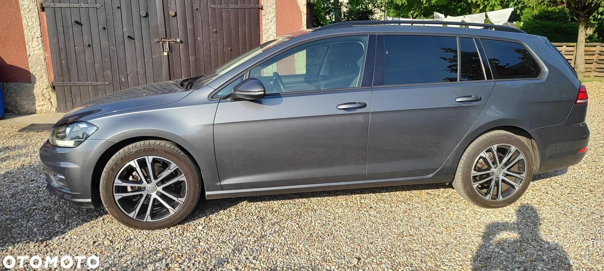 Volkswagen Golf - 37