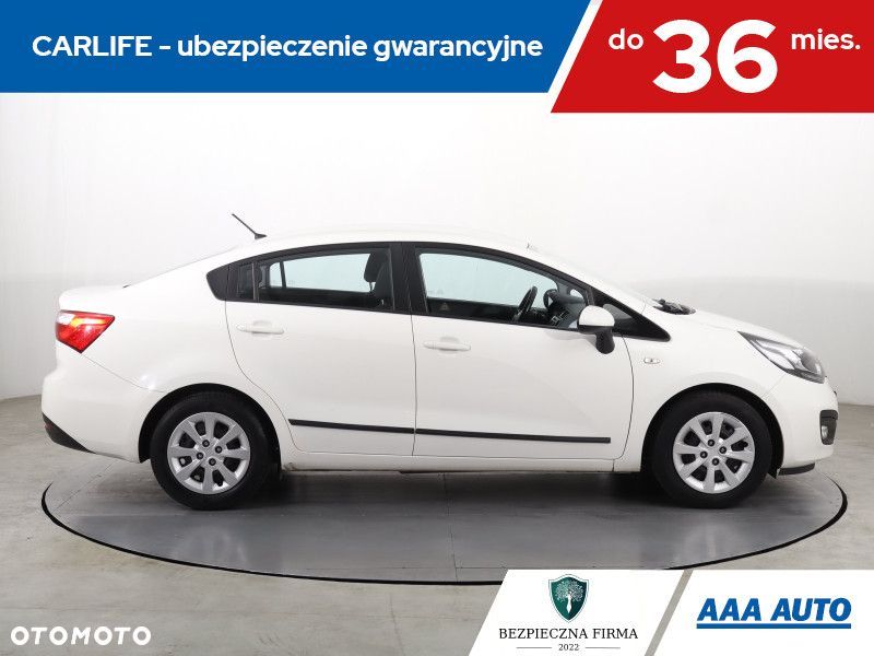 Kia Rio - 8