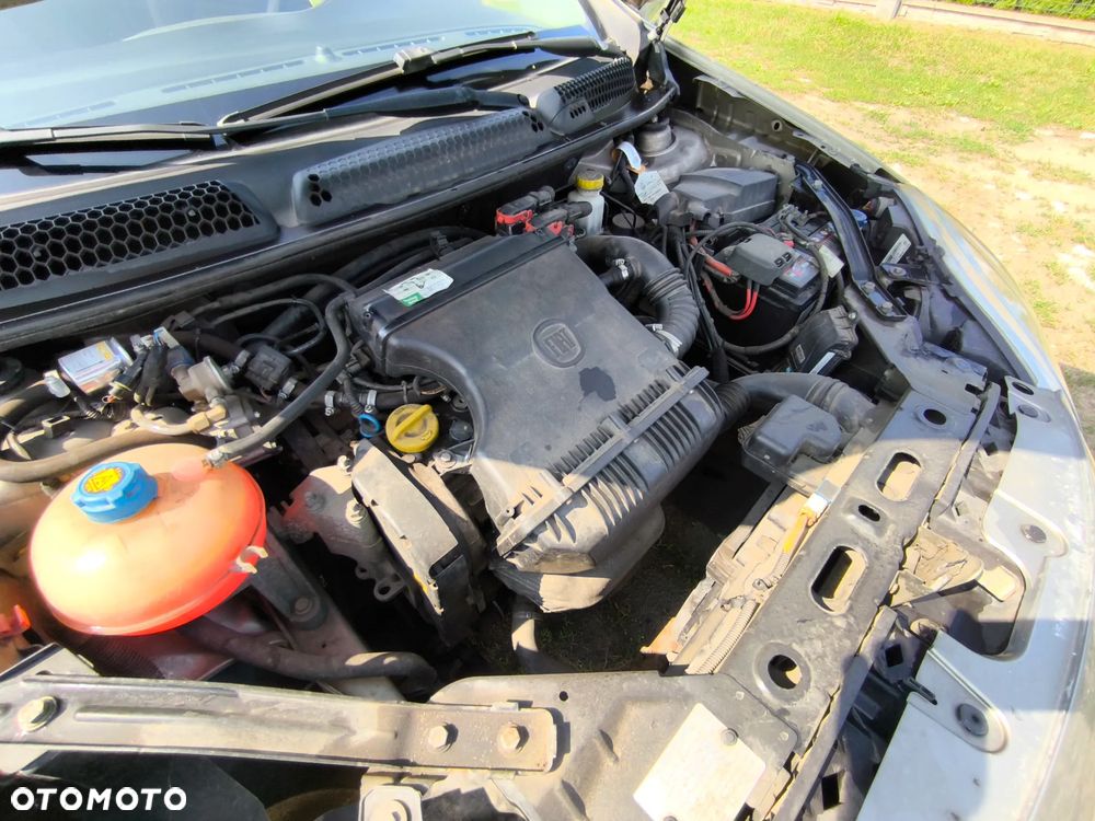 Fiat Bravo 1.4 16V Dynamic - 12