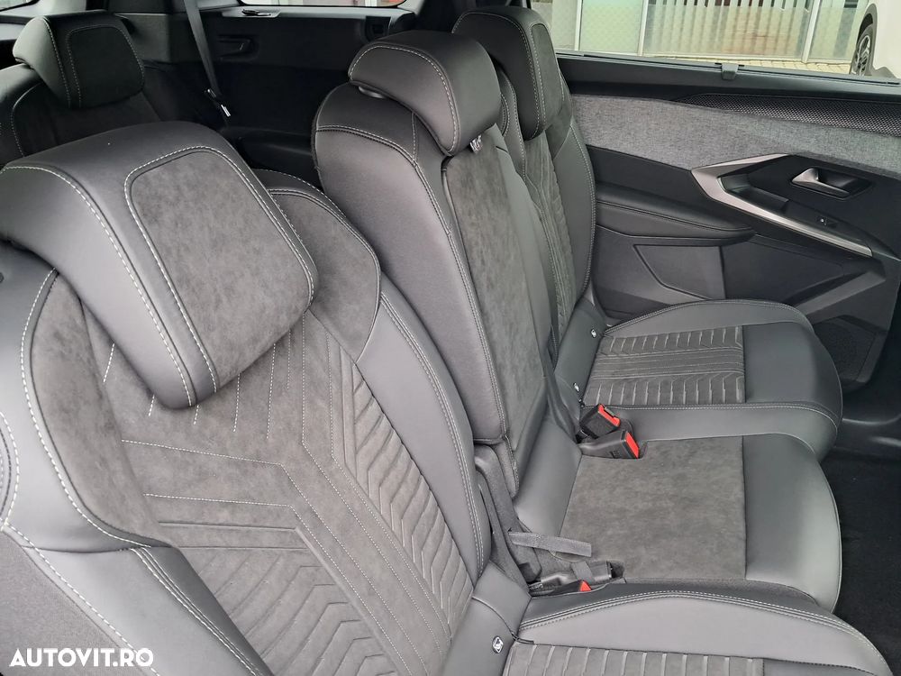 Peugeot 5008 Hybrid 145 e-DSC6 GT - 25