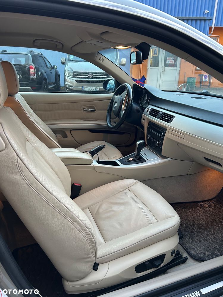 BMW Seria 3 325i xDrive - 6