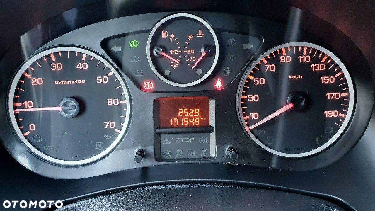 Peugeot Partner 1.6 BlueHDi Outdoor - 33