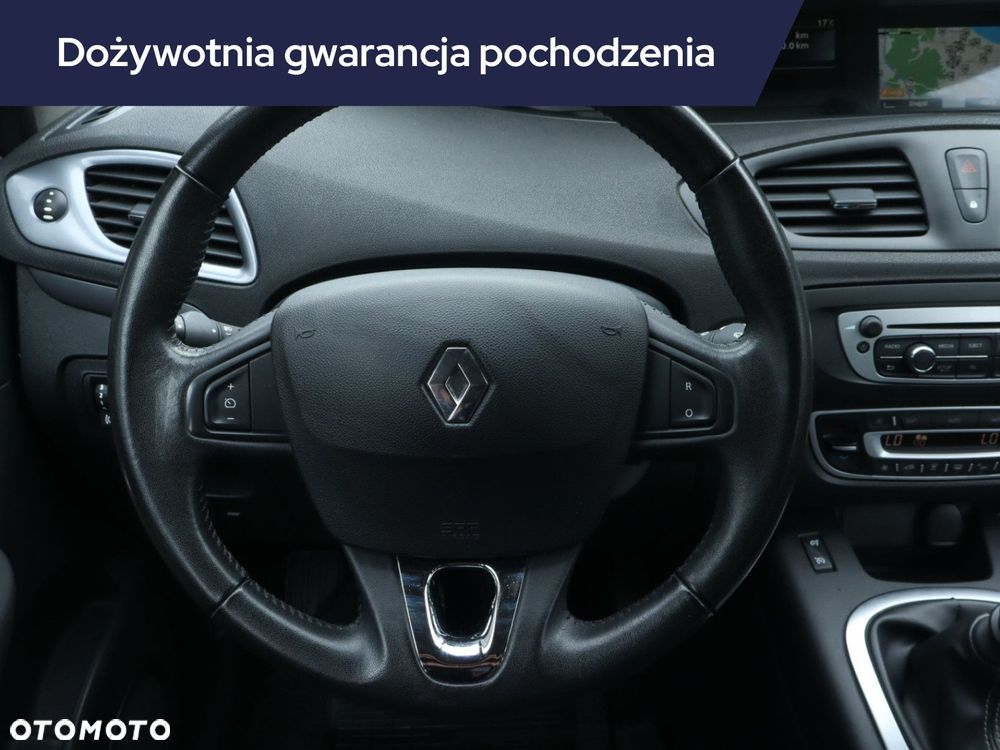 Renault Grand Scenic - 25