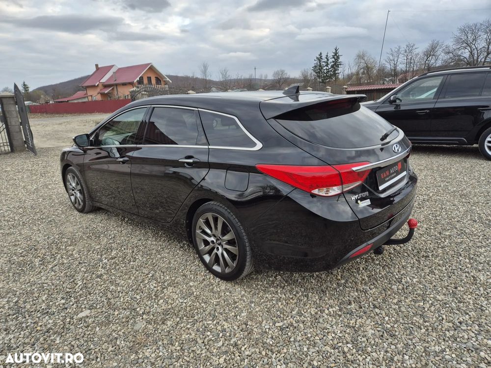 Hyundai i40 i40cw 1.7 CRDi Fifa World Cup Edition - 11