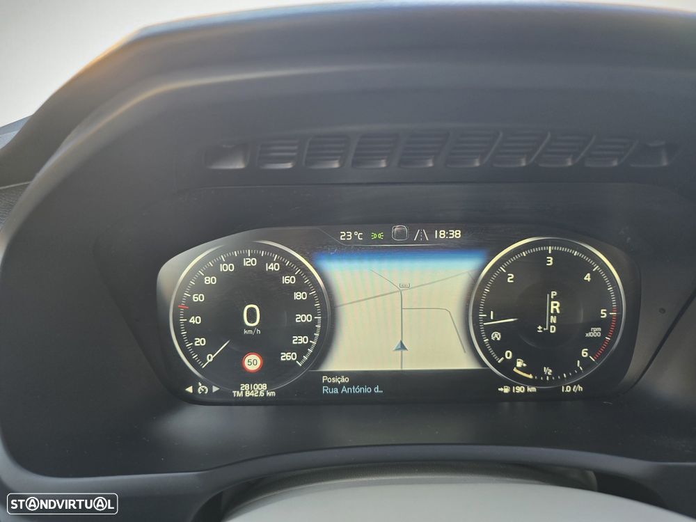 Volvo XC 90 2.0 D4 Momentum - 10