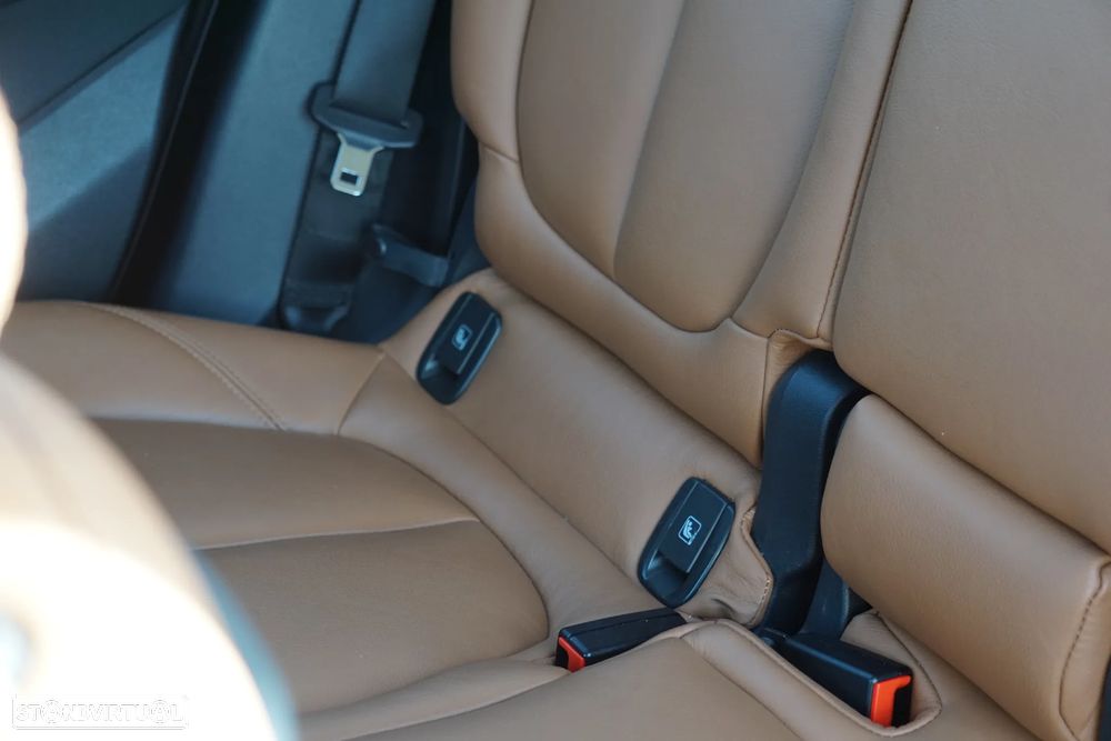 BMW X1 20 i sDrive - 14