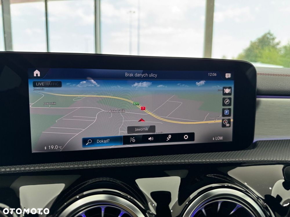 Mercedes-Benz CLA 250 E AMG Line 8G-DCT - 29